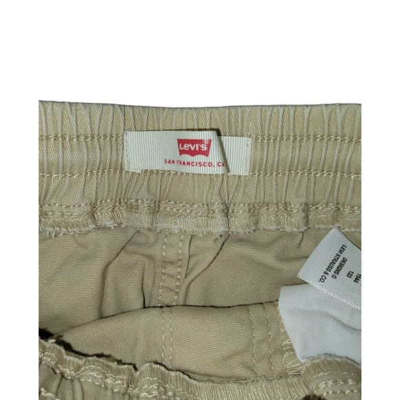 (B) Levi's Cargo Shorts (Boys) - Picture 3 of 4